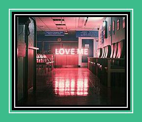 Love Me نغمة اي فون